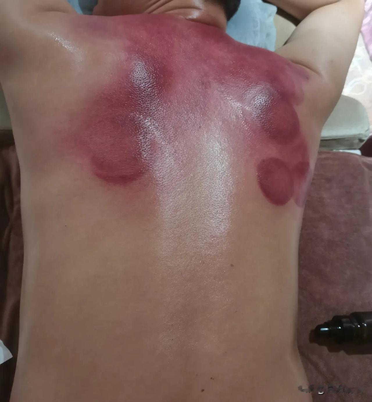 按摩真的不能去那些不正规的店，昨天被一个技师小姑娘搞的死去活来，后悔死了！以后再