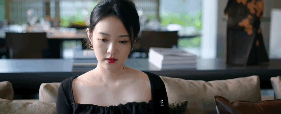 二男二女却凑出三对情侣 豪门母女被同一个人给拿捏了？这个男的真有点东西啊，表面和
