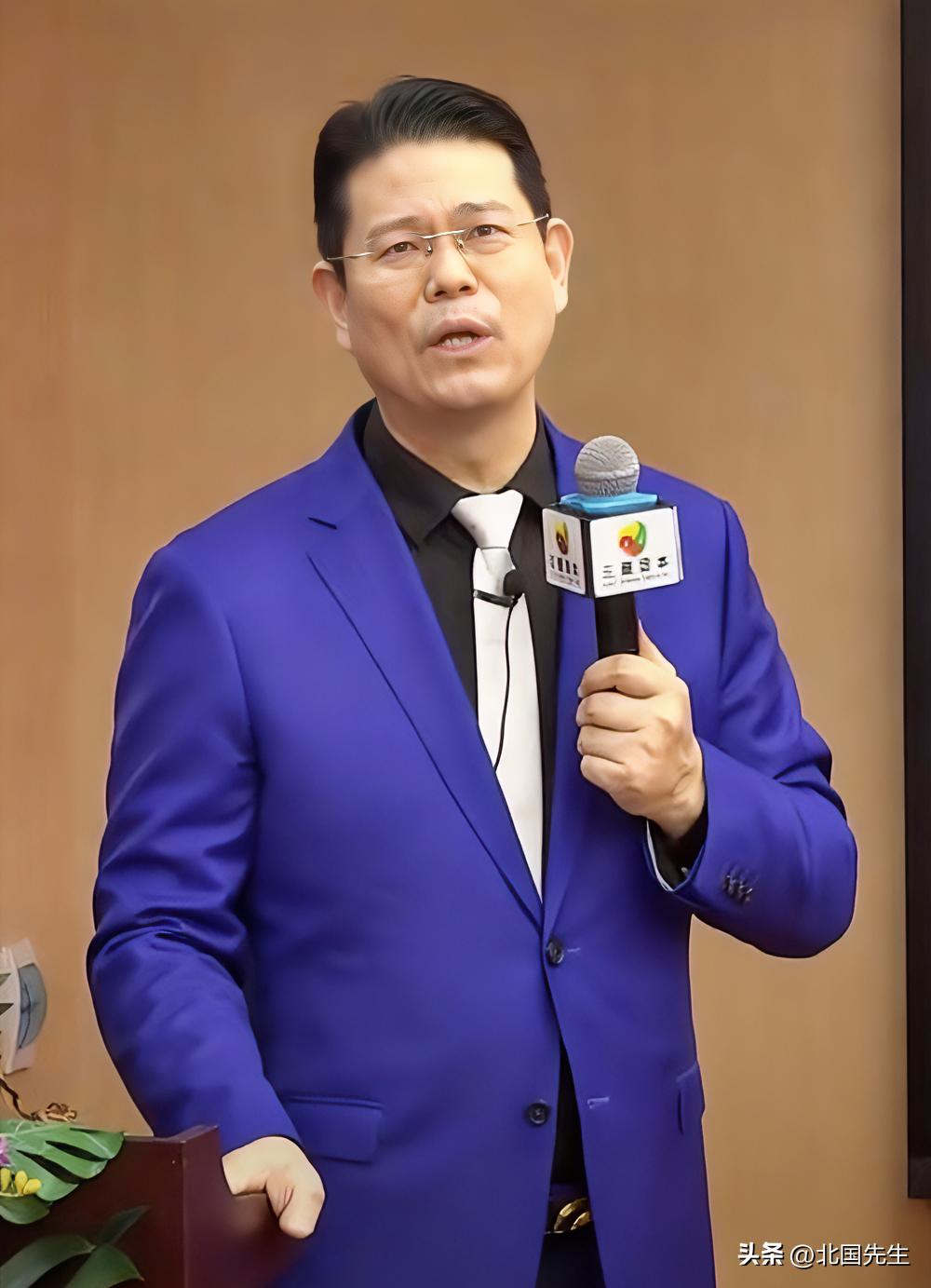 手术台上的“主任医师”沦为“诈骗犯”！

郑州大学第一附属医院原急诊外科副主任医