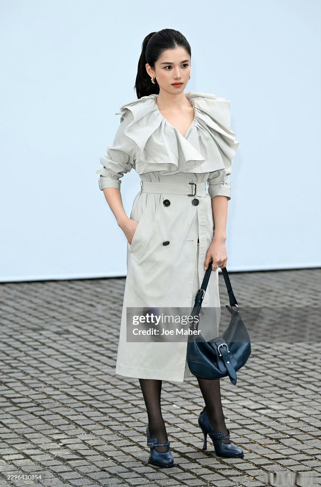张婧仪｜Burberry天呢 ，gettyimages 生图先行 ！你仪这状态也