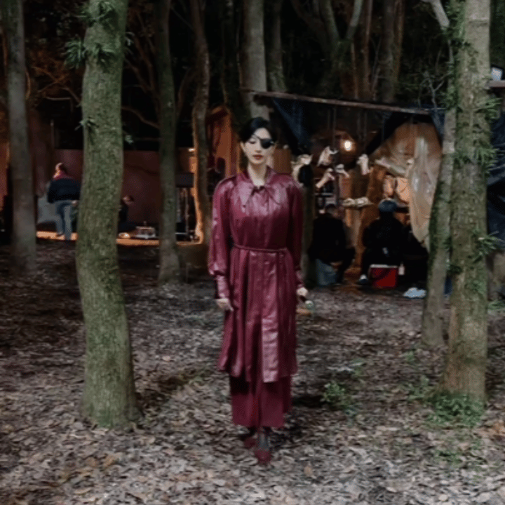 张俪一不小心夹起来了张俪你还有多少惊喜！前有《枭起青壤》“大枭姐驾到”的霸气，后