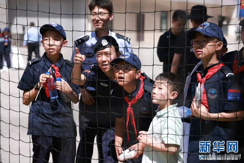 兰州安宁公安少年警校庆六一【一年十场活动护苗更育苗】 自2025年创办以来，兰州