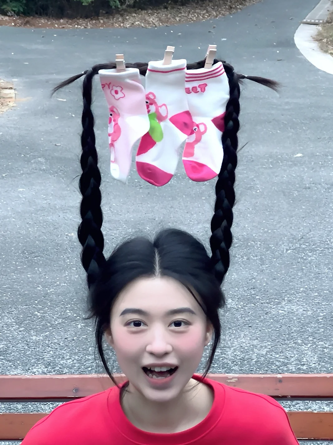 我妈用我头发做的，便携式晾衣架…..