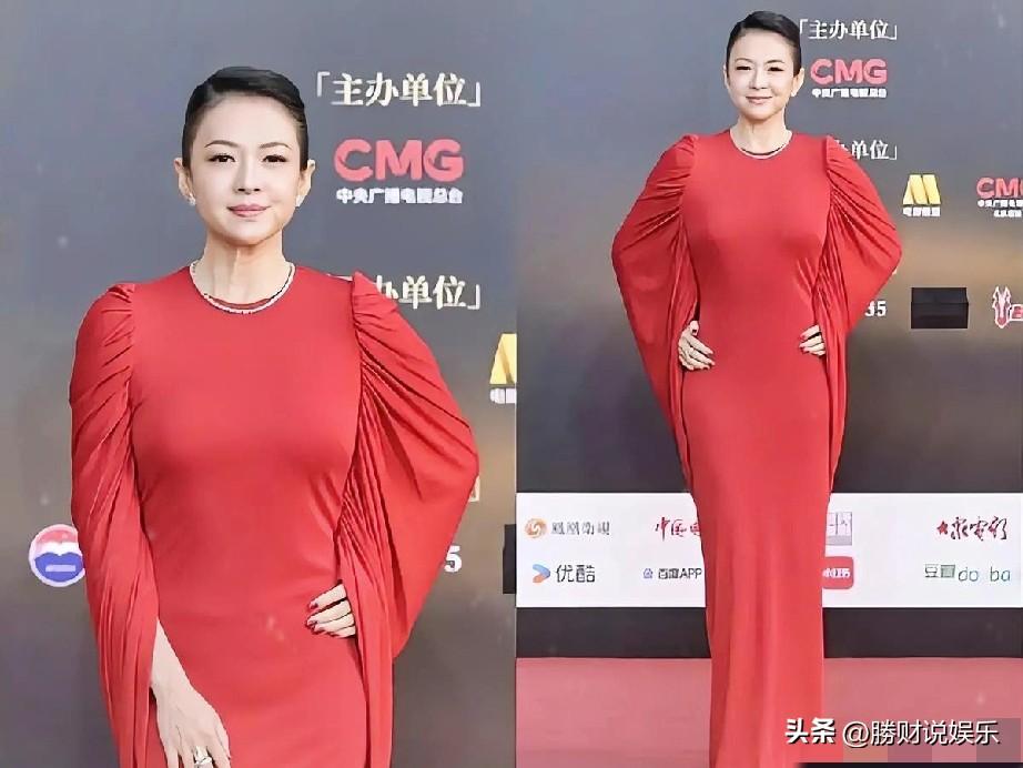 章子怡红毯状态引热议！为戏增肥，自信依旧发光
 
近日，章子怡亮相CMG中国电影