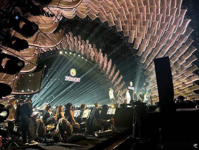 芒果声字辈节目的含金量芒果声字辈节目的含金量真的不用多说！一开口就是封神，这实力