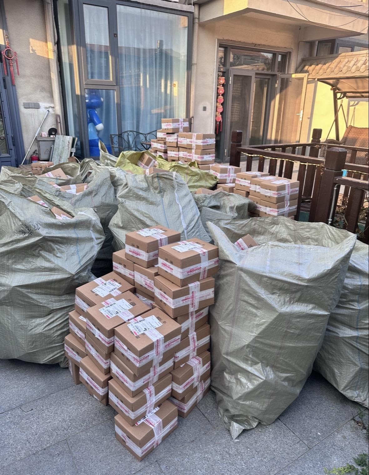我是一个比较知足的人。天生乐观。 我首先想的是我再也不用填那个穷坑了。...