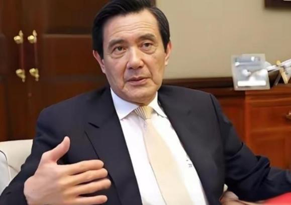 马英九最近一句话，又在岛内炸了锅。

他说：“不承认‘九二共识’，两岸对话就是空