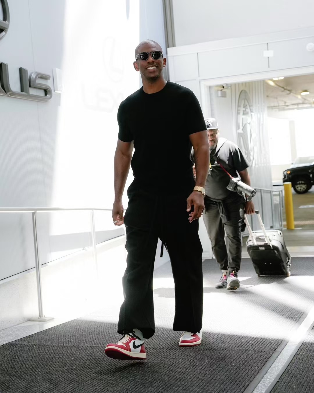 保罗重返快船完成回家亮相[心][苦涩]保罗泪洒回归快船发布会 克里斯保罗 ​​​