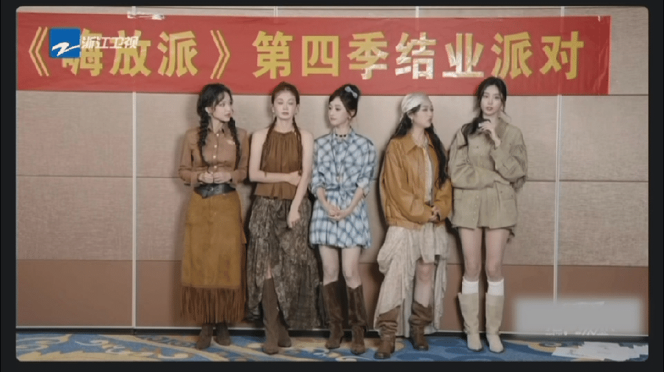 徐艺洋 你们就想让我推荐黄子韬呗徐艺洋真是把节目组的小心思拿捏的准准的，被问到想
