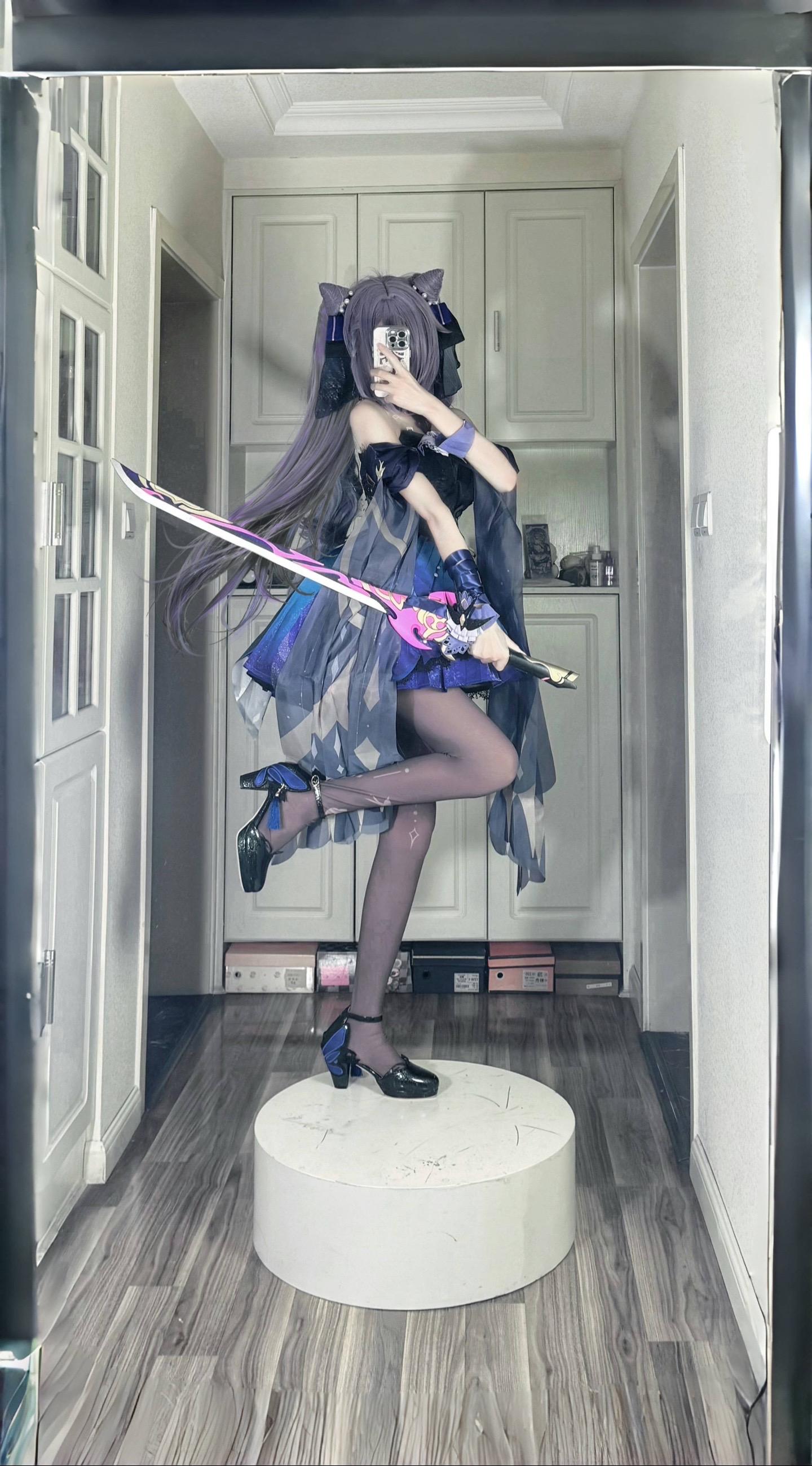 你怎么知道我歪到刻晴了。火之国度  衣服是 家的