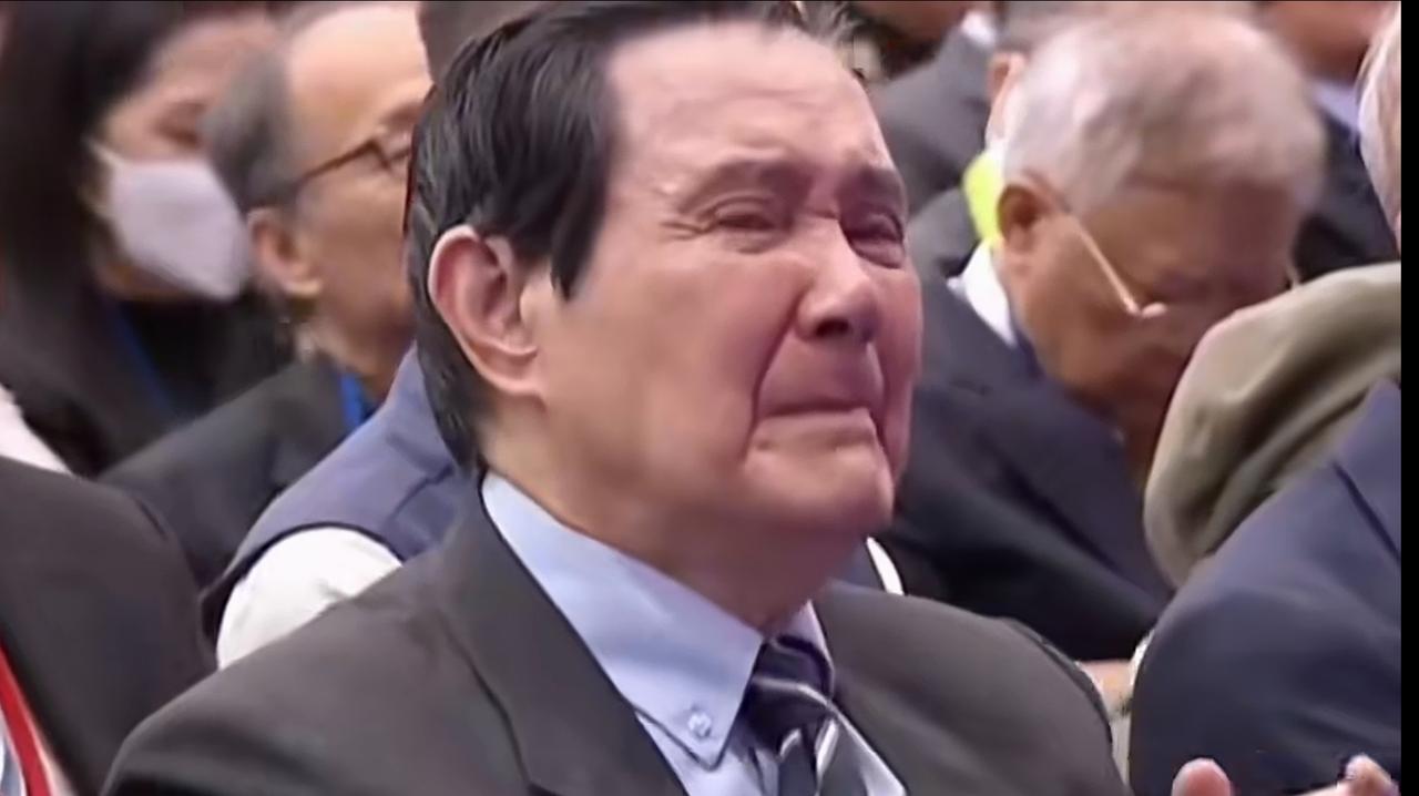 郑丽文在其就职典礼上发表激情演讲，内容振奋人心，催人奋进，希望国民党能在郑丽文的