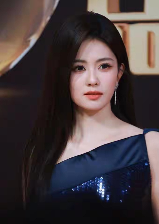 白鹿曾说和粉丝是闺蜜山影历史正剧《如梦令》，白鹿拿下李清照。 
