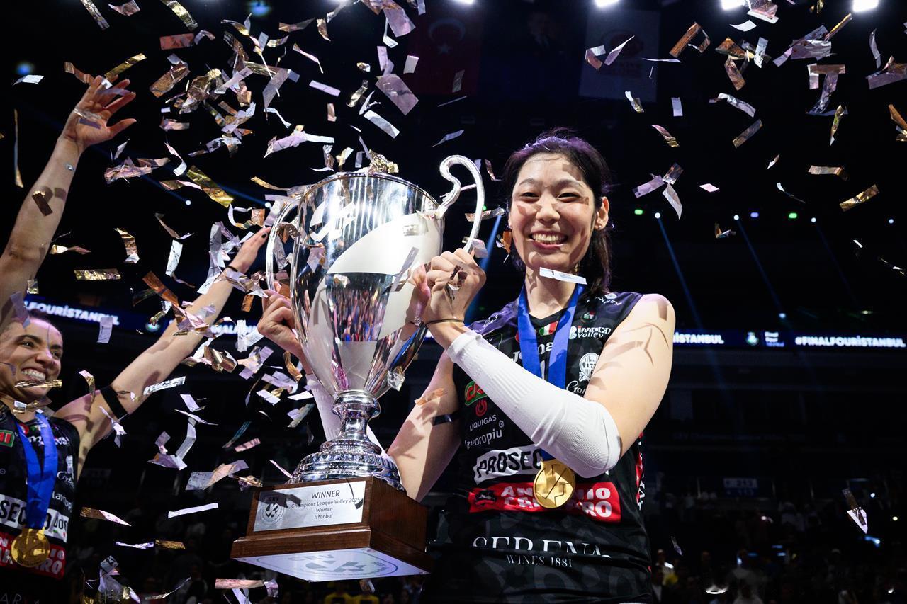 【最温柔的光 31也灿烂‖朱婷生日快乐】朱婷1129生日快乐 今夜凌晨，当秒针划