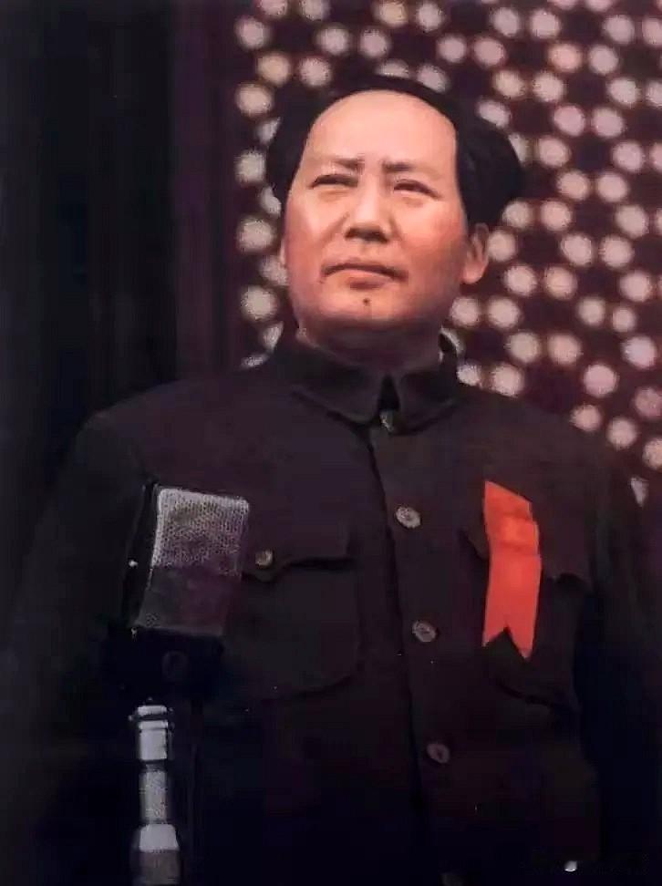 🍁全程参与抗美援朝核心指挥的邓华将军，晚年回忆说：
抗美援朝胜利，最根本的原因