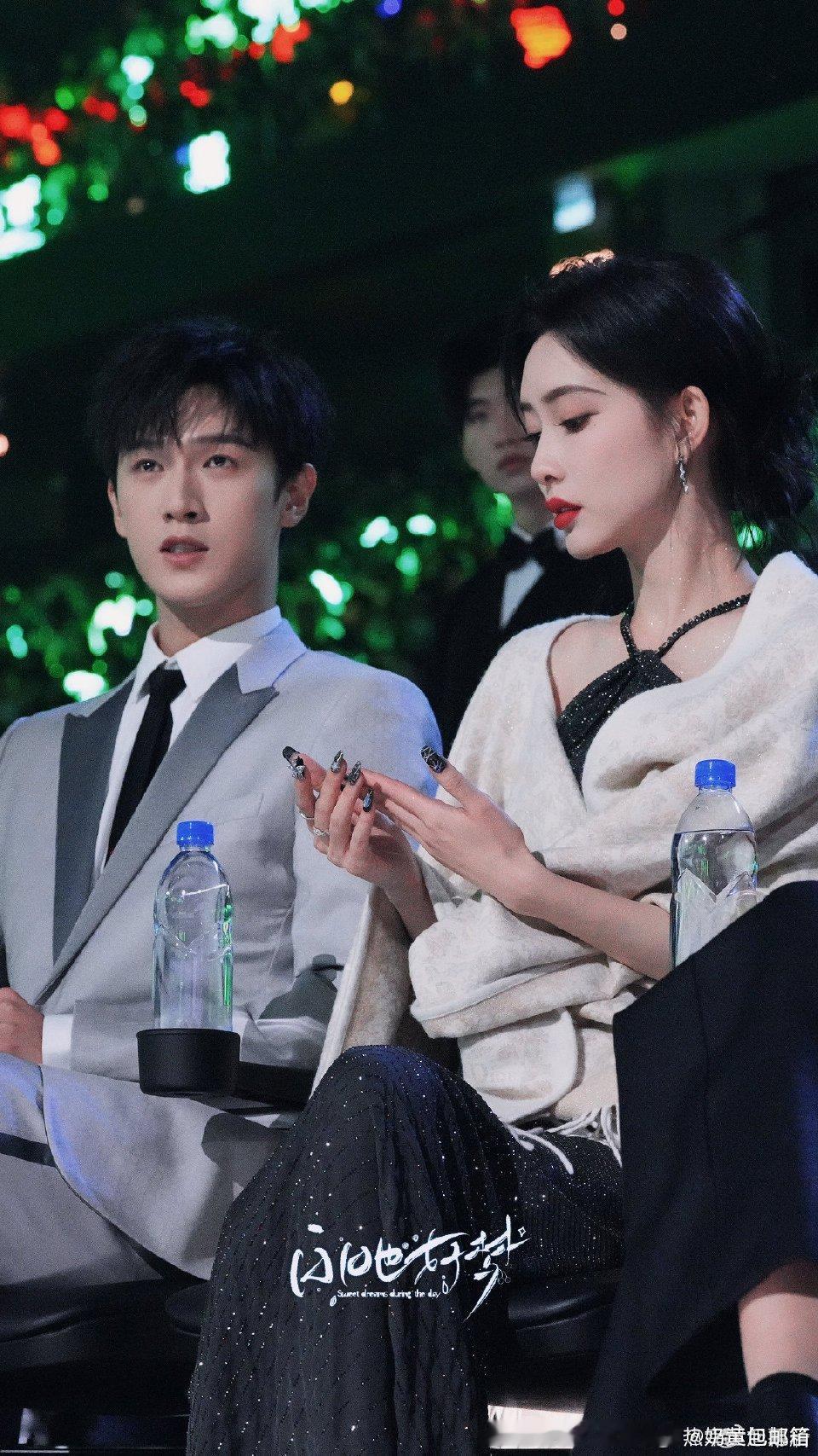 孟子义李昀锐星光大赏三连真情侣99不解释 