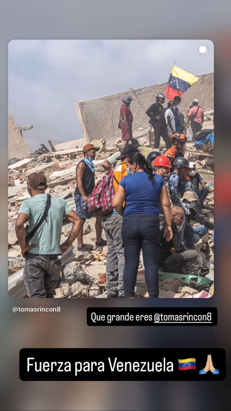 neymar 快拍更新为委内瑞拉大地震遇害的公民祈福祈祷🙏🏻内马尔