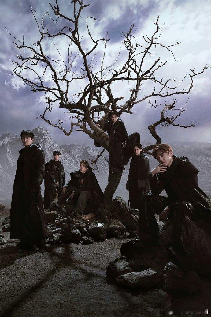 EXO依旧是kpop最严厉的父亲 EXO依旧是kpop最严厉的父亲，这实力kpo