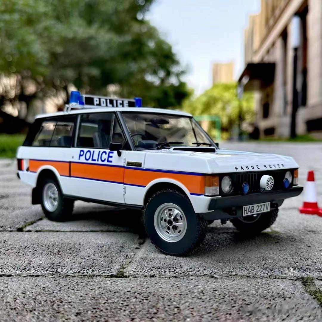 路虎初代揽胜警车版模型上市，Almostreal 代工，售价1380元