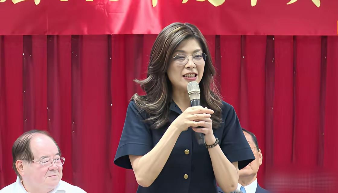 一周之内，国民党接连响起统一呼声，智库表态令人失望！
 
7月27日，国民党中评