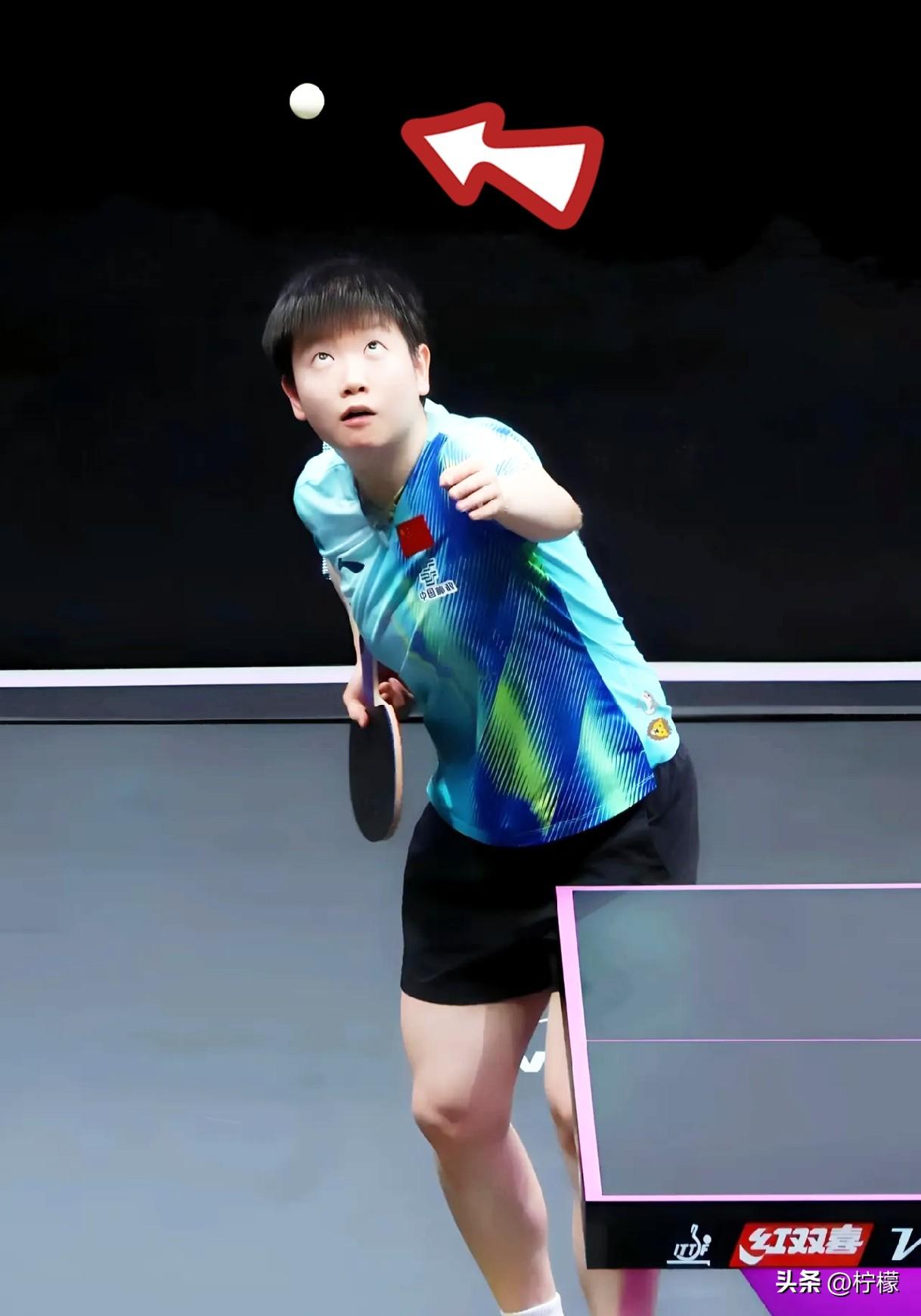 输完球就去当陪练？
孙颖莎赛后这个举动，
打了多少只看“金牌、冠军”人的嘴脸？