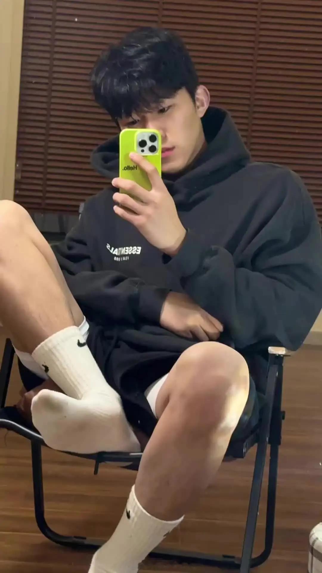 白袜狂徒[舔屏] 