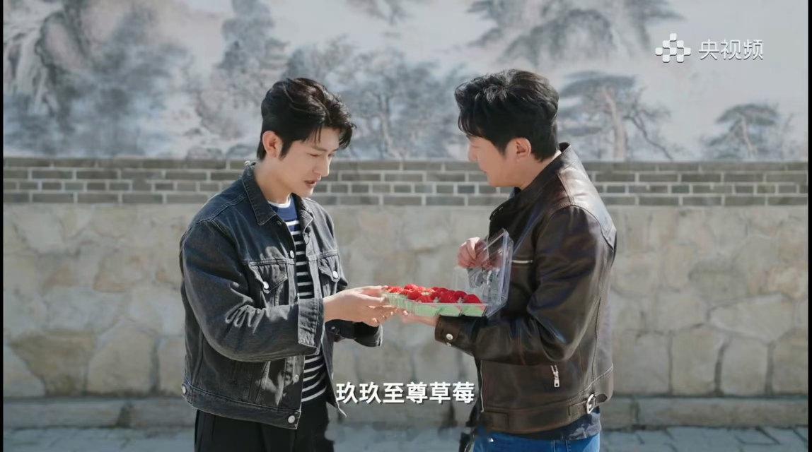 郭京飞宝藏春日向导谁不想拥有郭京飞做向导央媒认证的美景＋郭京飞贴心带队，强强组合