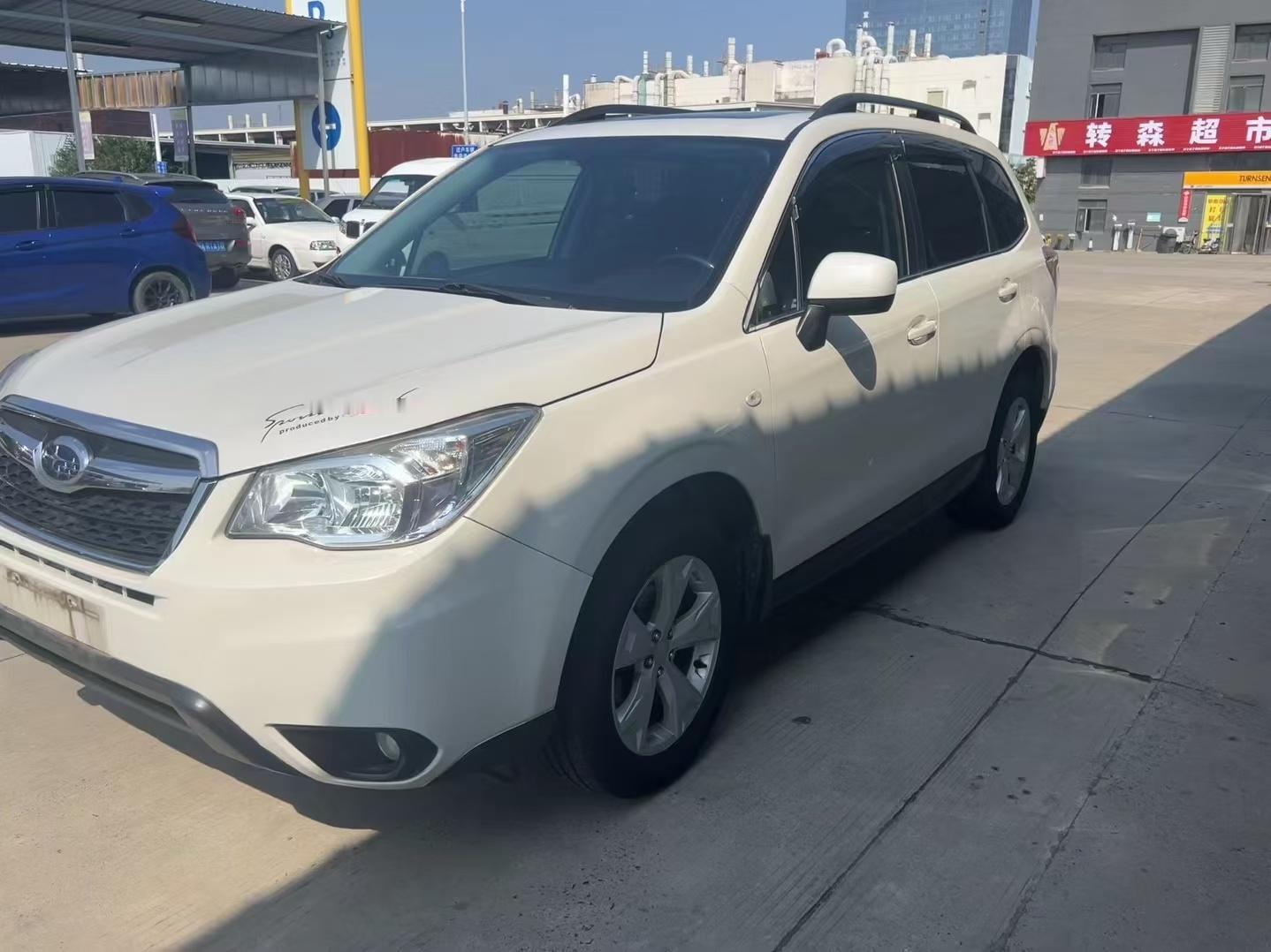 最新拿下2015年上牌纯进口斯巴鲁森林人，2.5排量，水平对置全时四驱，雪地之王
