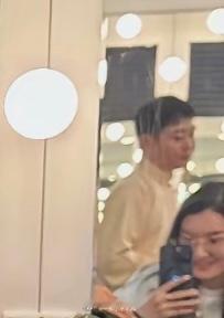 从全世界路过的栾大爷🚶主打一个在各种犄角旮旯里寻找他的身影[老师好] 