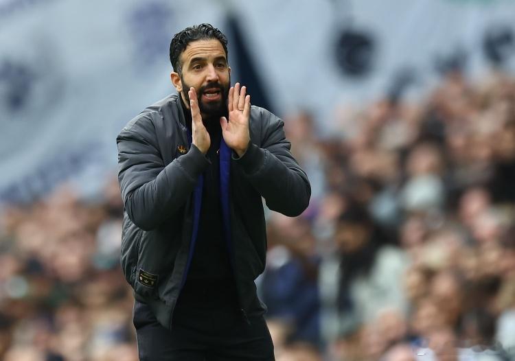 4月25日讯 据葡萄牙媒体《球报》报道，前曼联主帅阿莫林计划在2026-27赛季