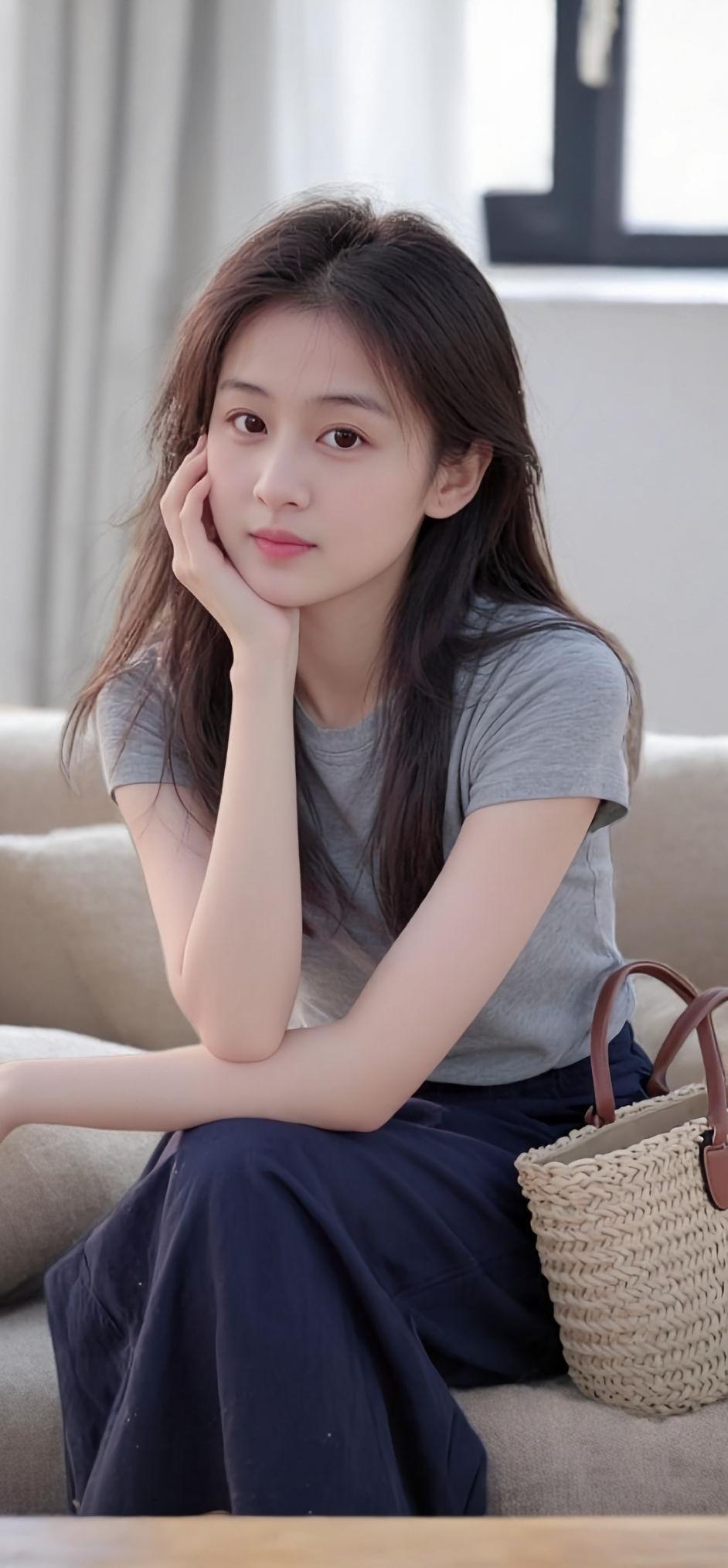 原来ai写真可以这么美 创作者中心 创作灵感 高颜值美女 心动的感觉