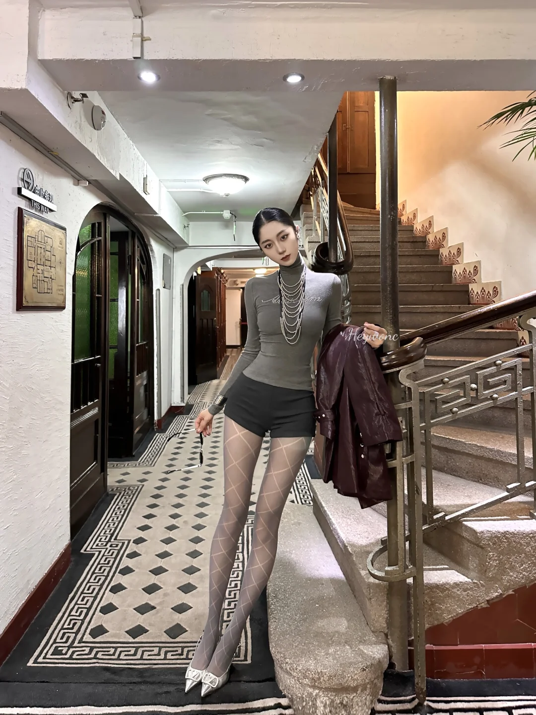 It’s all grey!🗞️