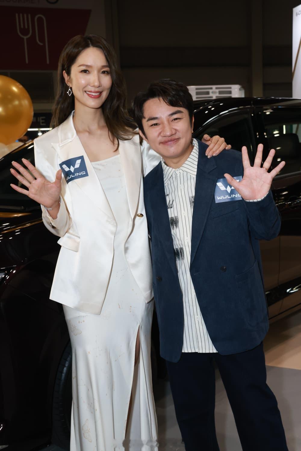 星岛：王祖蓝台庆扮阿叻抽水事前高层一致通过 卖口乖哄老婆︰你永远最靓李亚男和老公