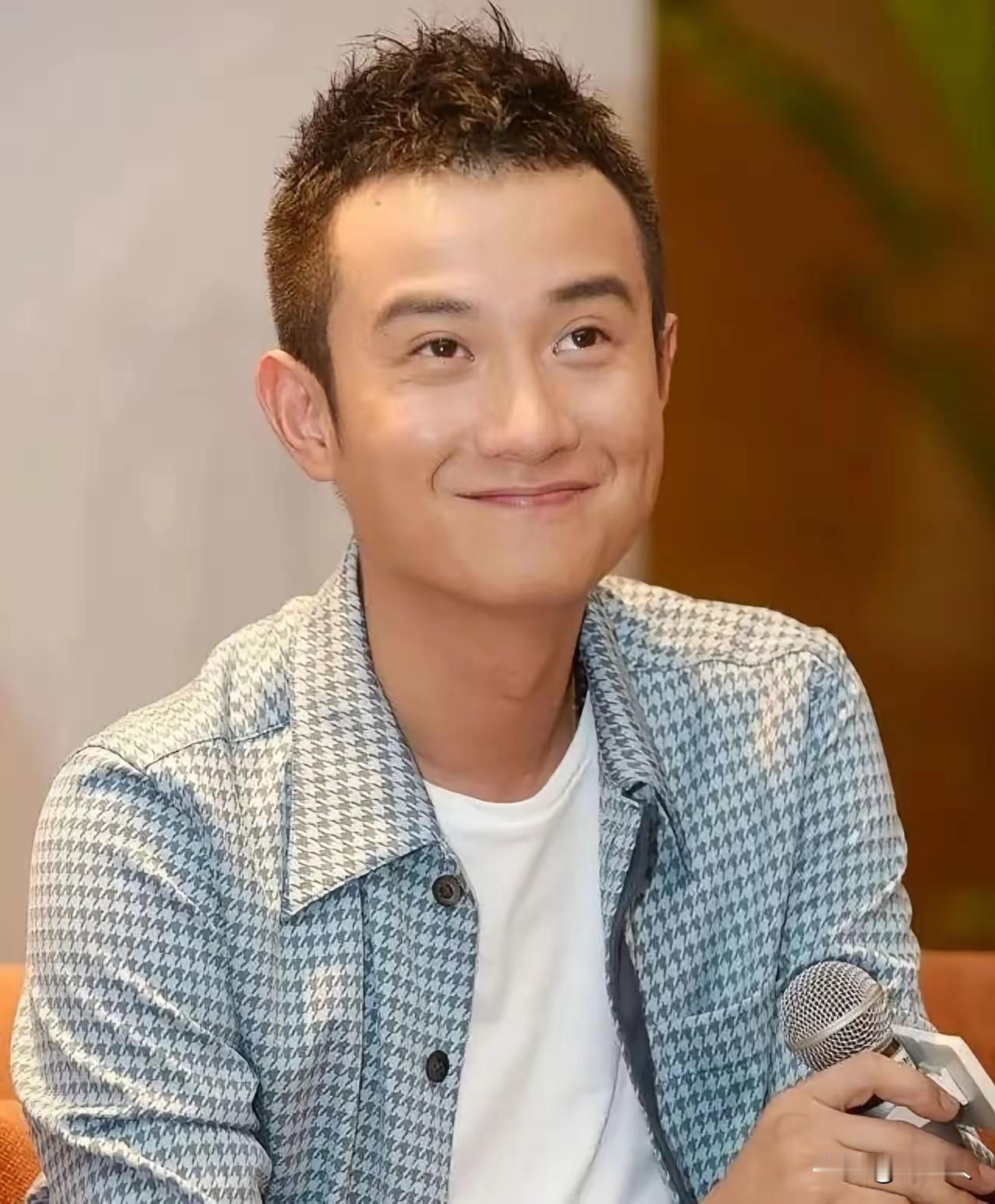 文章这辈子都忘不了马伊琍了。原因很简单，他和马伊琍虽然早已体面离婚，各自安好，但