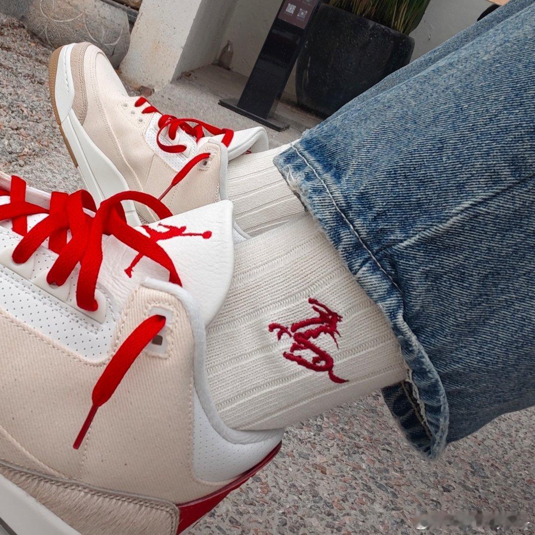 祝大家，新年有新装！！！！我是搭配控我的鞋柜