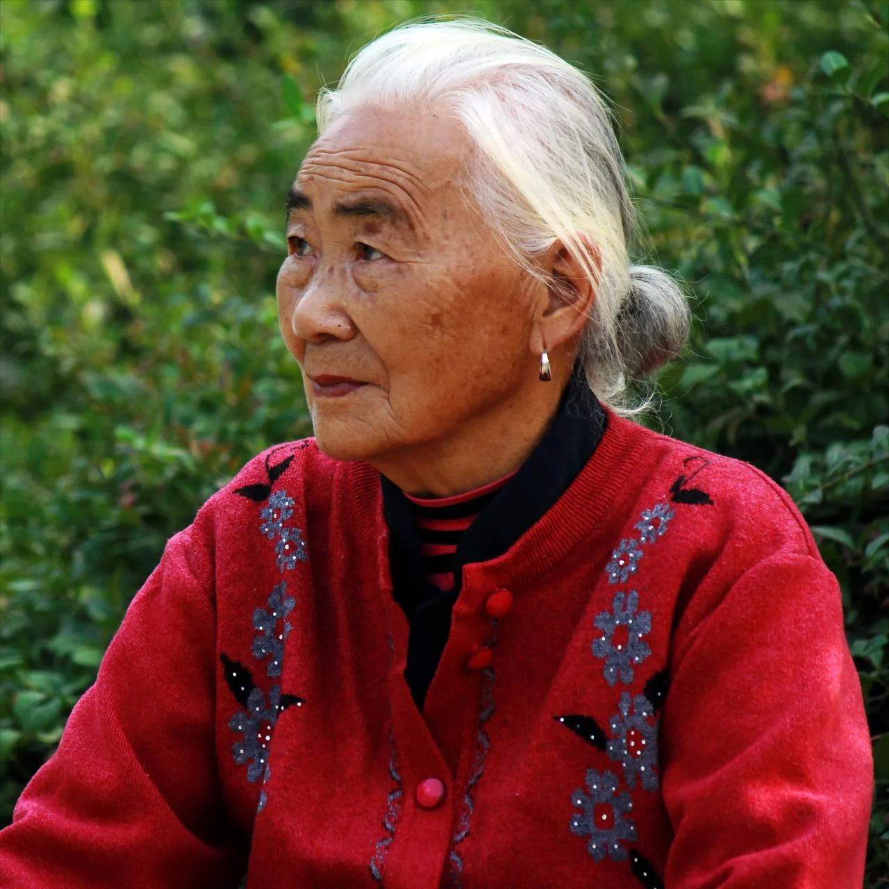 父母开始向我们征求意见了，这感觉挺复杂的

上周末回家，发现我爸居然问我："你觉