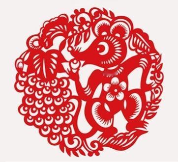 我家宝贝就生在八月🍀💐
八月的幸运石是橄榄石，清润的绿意像盛夏揉碎的晚风。它