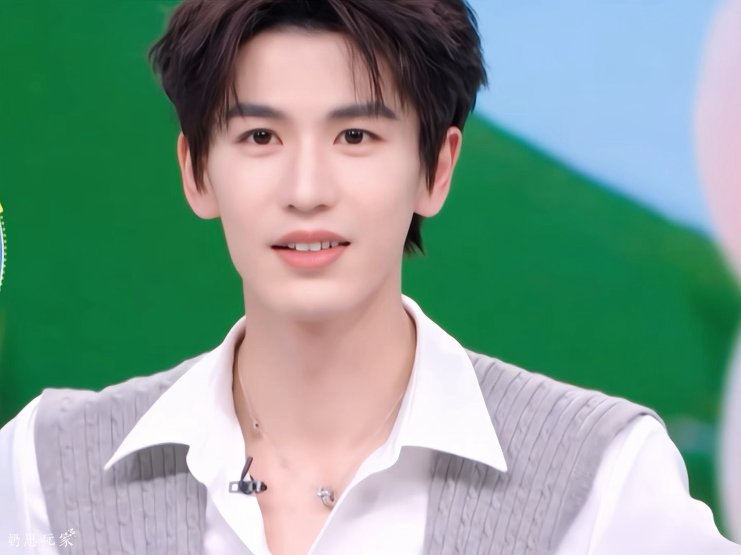 张凌赫你好星期六完全是萌物中的萌物啊ʕ •ᴥ•ʔ 