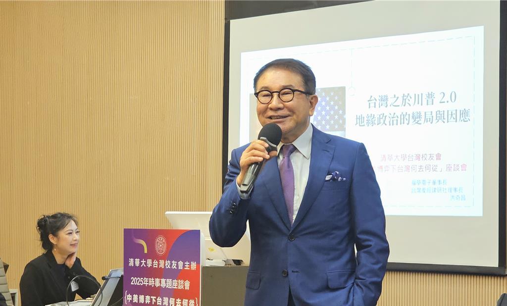 前海基会董事长、民进党创党元老之一的洪奇昌，日前率领台湾生技产业界人士前往北京参