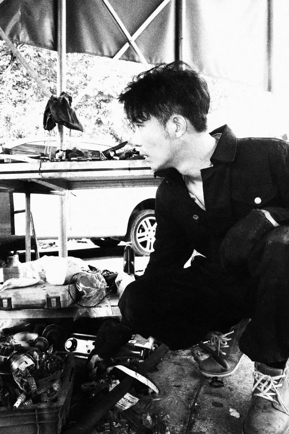 李泽锋新剧换赛道换太彻底了李泽锋演的程小东毁灭式纯爱 李泽锋用程小东证明实力！换