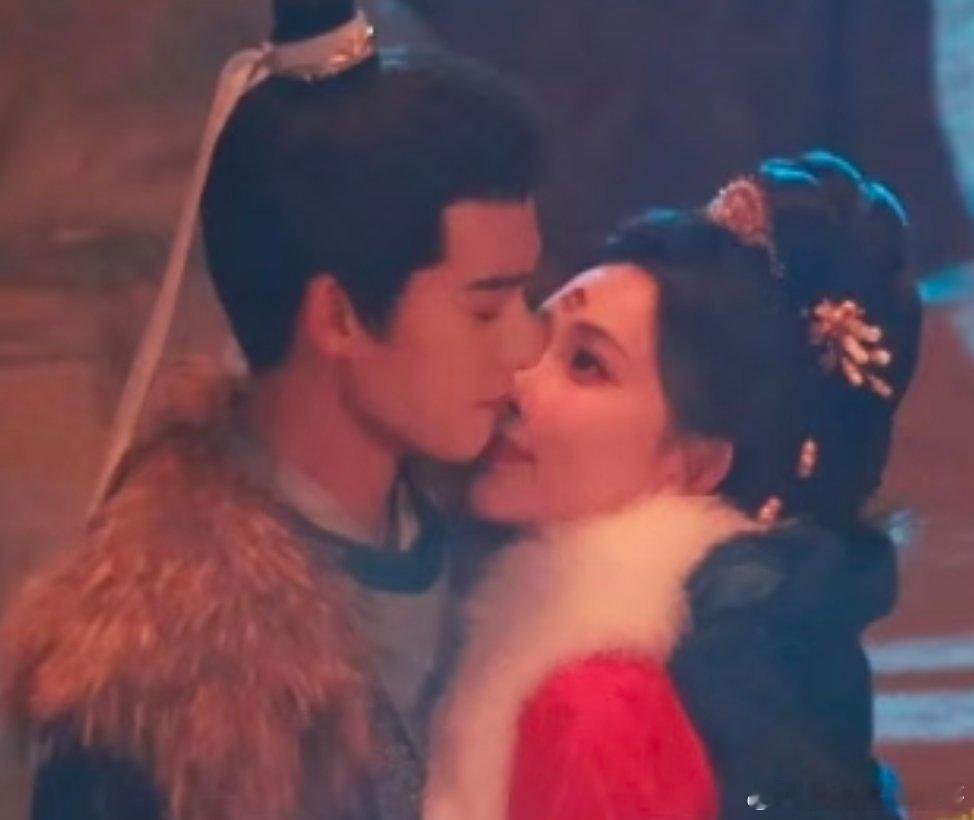 我狂炫三碗大米饭 