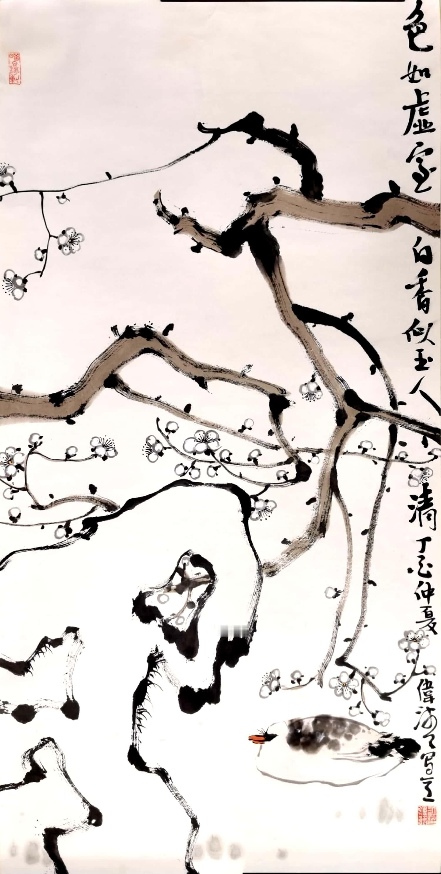 《一花一世界，一叶一菩提》画面中的梅花，枝干曲折盘旋，充满生命的张力，而那看似不
