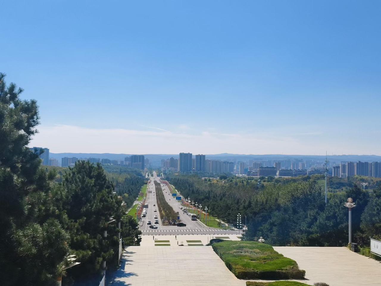 分享城市天空一角的风景国庆假期，去了山西的晋城、长治，空气真好。