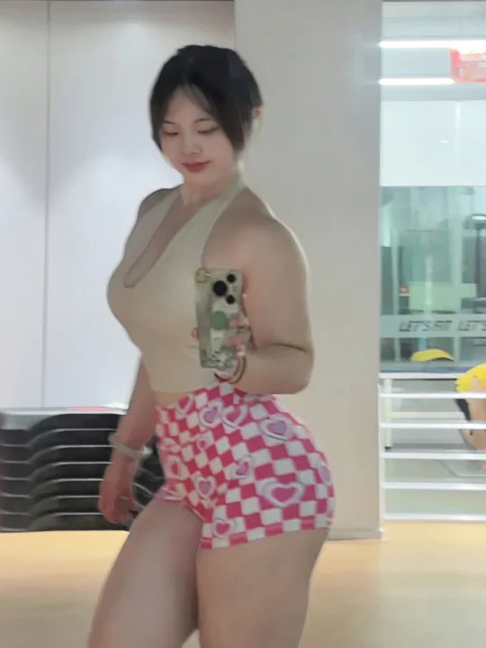 好好吃饭 别担心 没那么容易胖