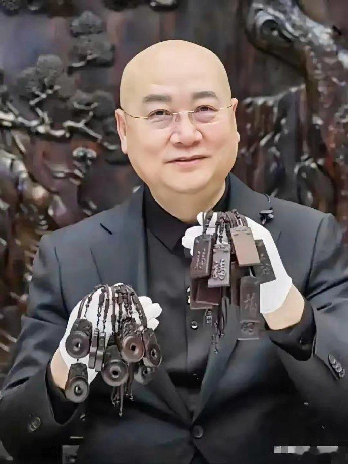 真不理解迟重瑞也不缺钱啊，干嘛也去直播带货呢？ ​​​