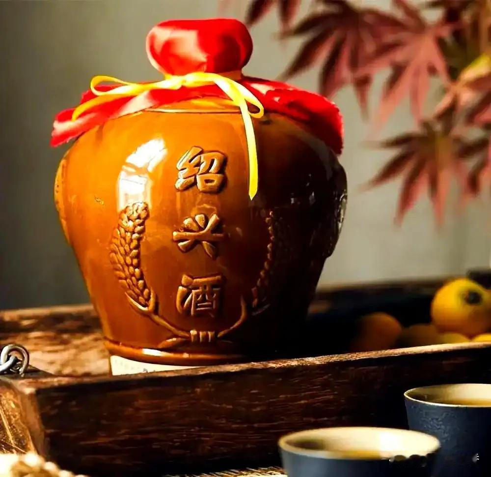 中国哪里的黄酒最好喝?中国最好喝的黄酒在绍兴
 
中国黄酒，绍兴最优，公认“东方