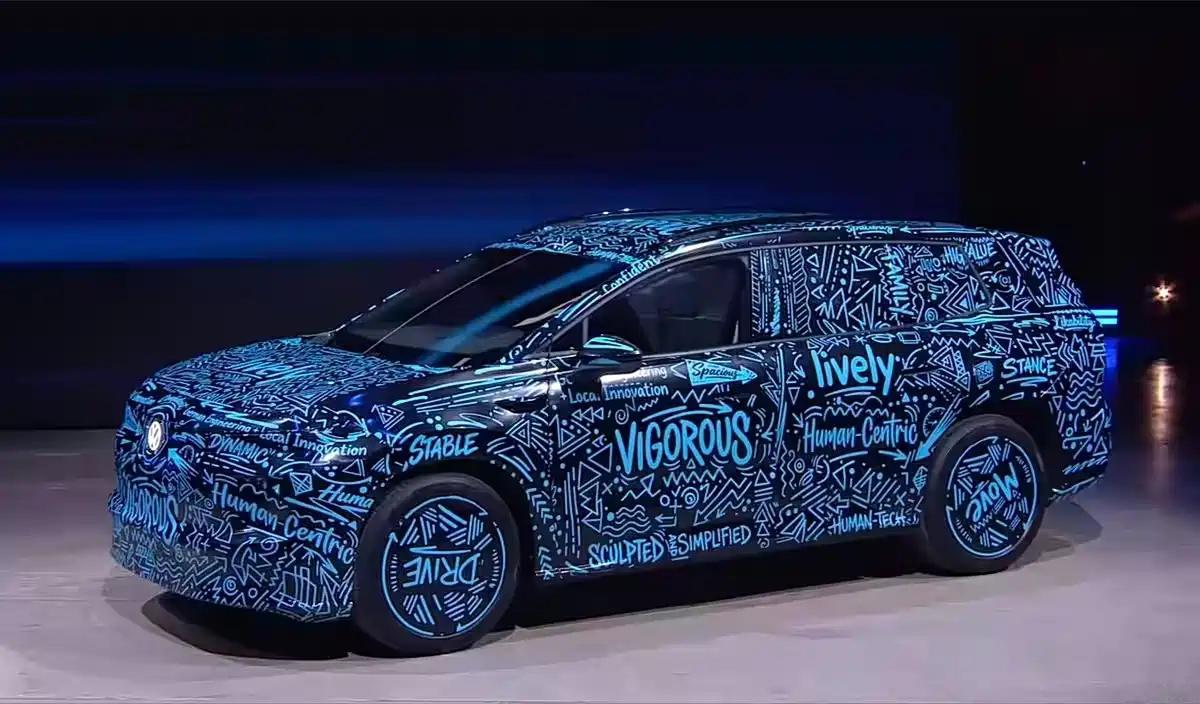 新车 大众的与众08我看过实车了，虽然没图片这么丑，但确实也不怎么好看，挺怪的不