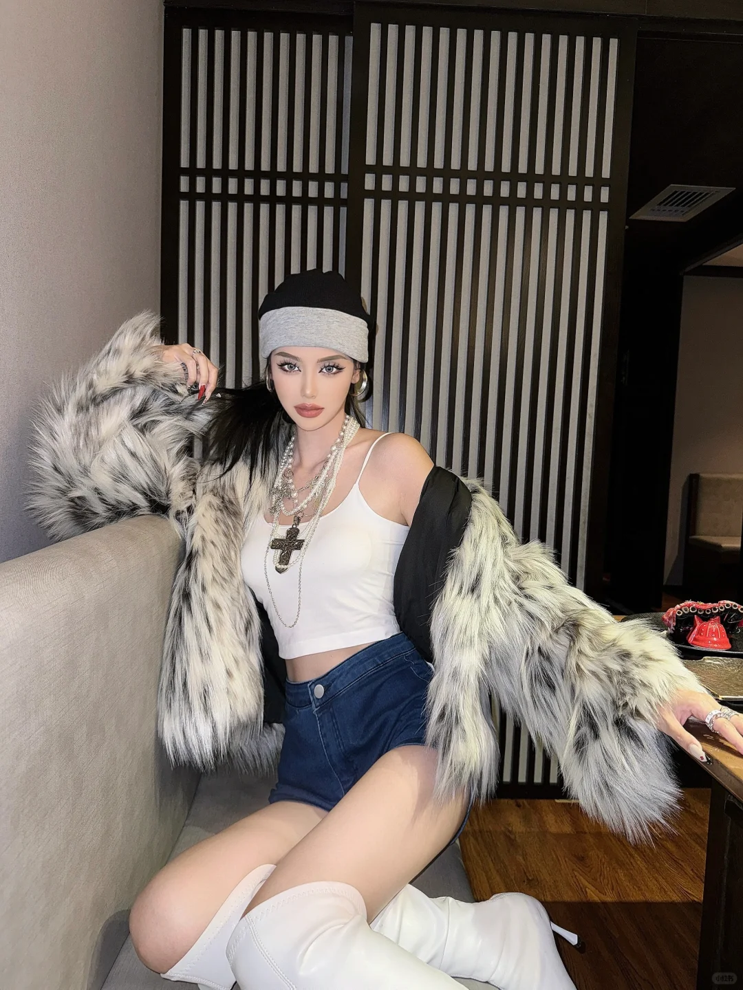 从不活在别人眼里 那些诋毁我只当赞美