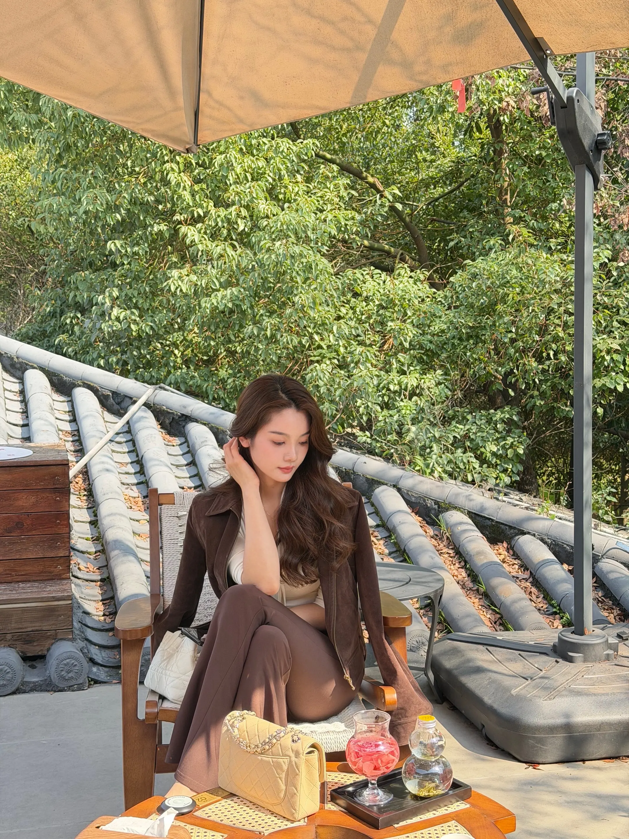 回忆起曾经的执着 也不过如此风轻云淡