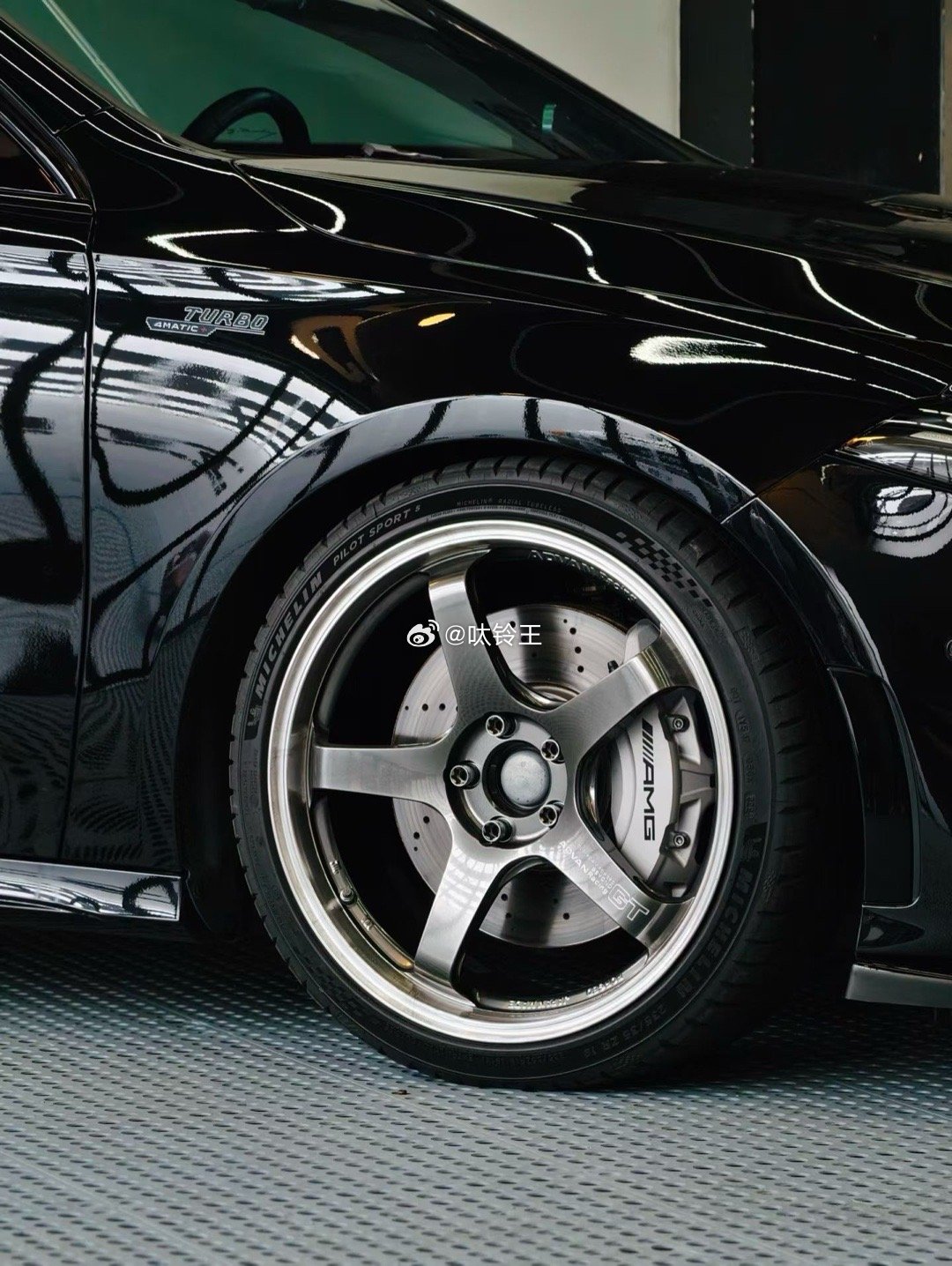 特别定制 横滨 GT 阿迪王ADVAN GT BEYOND 数据19×8.5J 