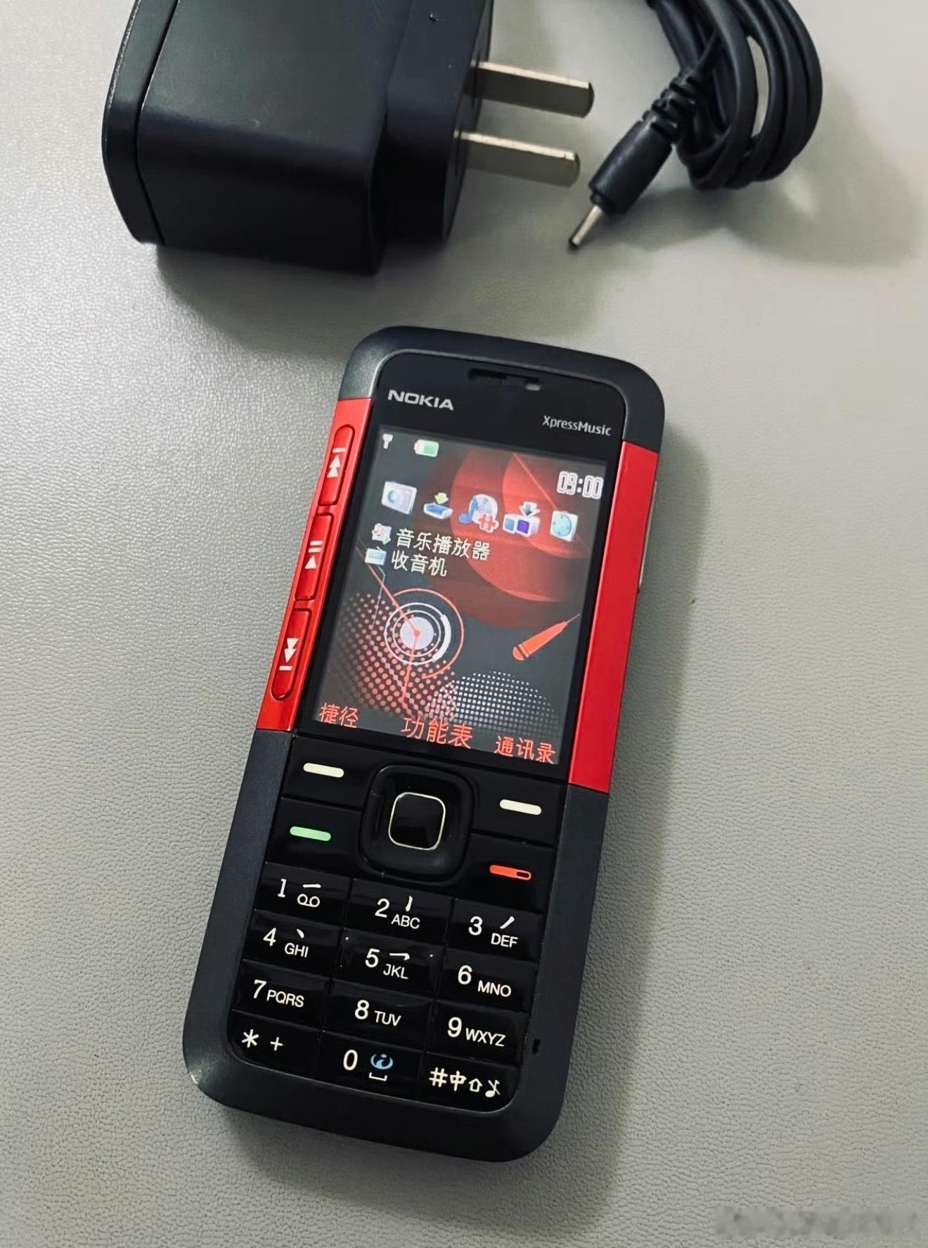 有小伙伴曾经拥有过这台手机的吗满满回忆感 